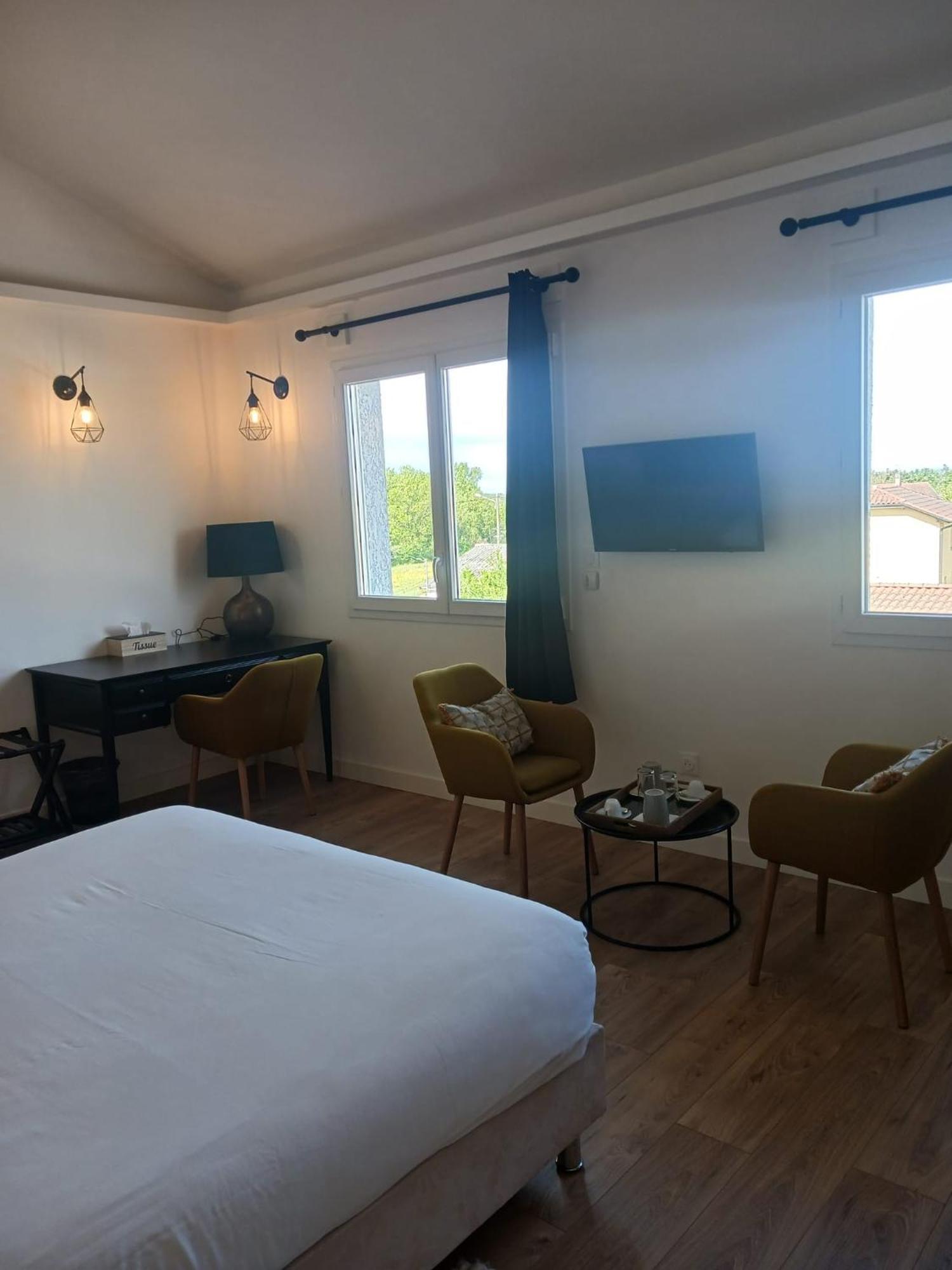 Merion Hotel Villars-les-Dombes Exterior foto