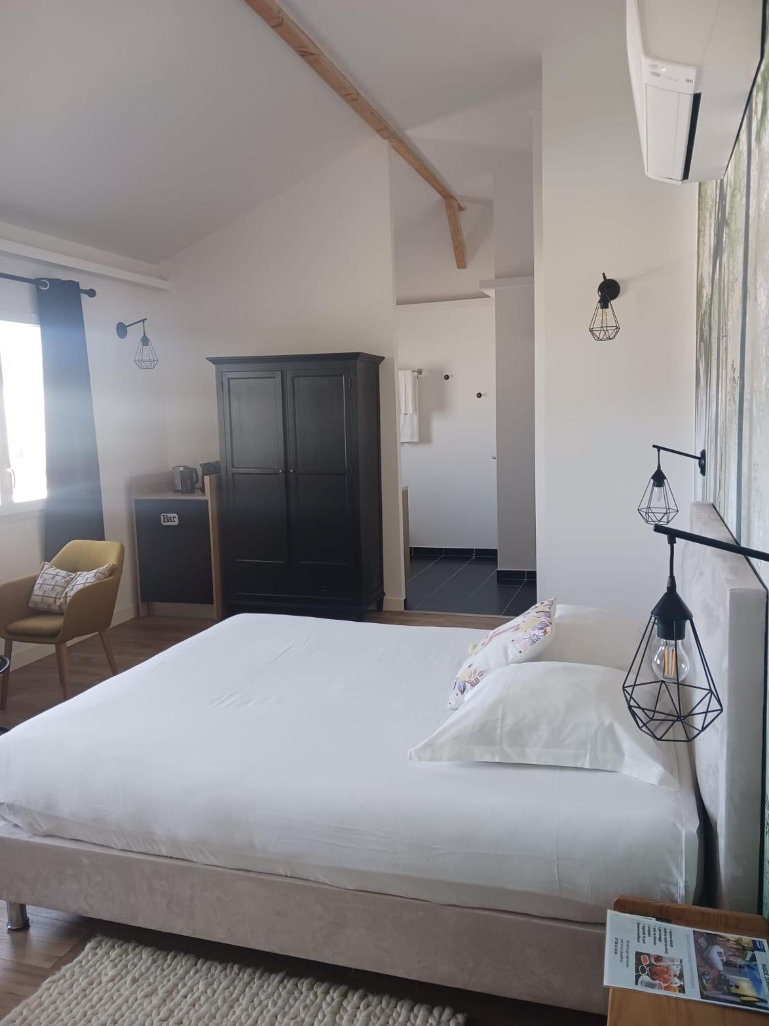Merion Hotel Villars-les-Dombes Exterior foto
